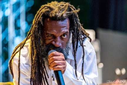 20210411194500-199e3d6c